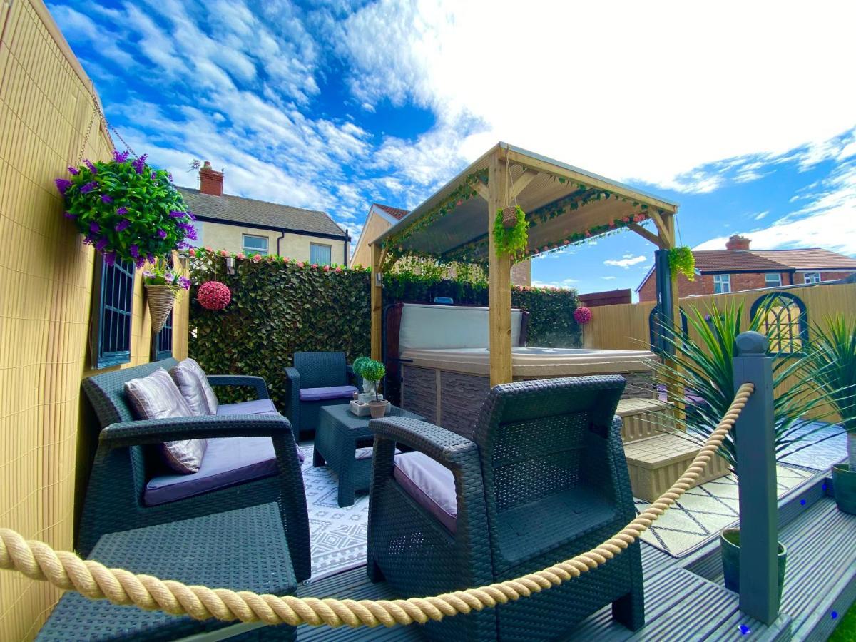 New…The Hottub House Blackpool Pleasure Beach Luaran gambar